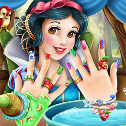 Play Game Snow White Nails